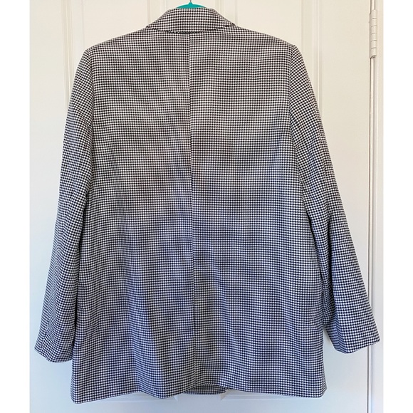 Dynamite Houndstooth Oversized Blazer - Picture 3 of 8